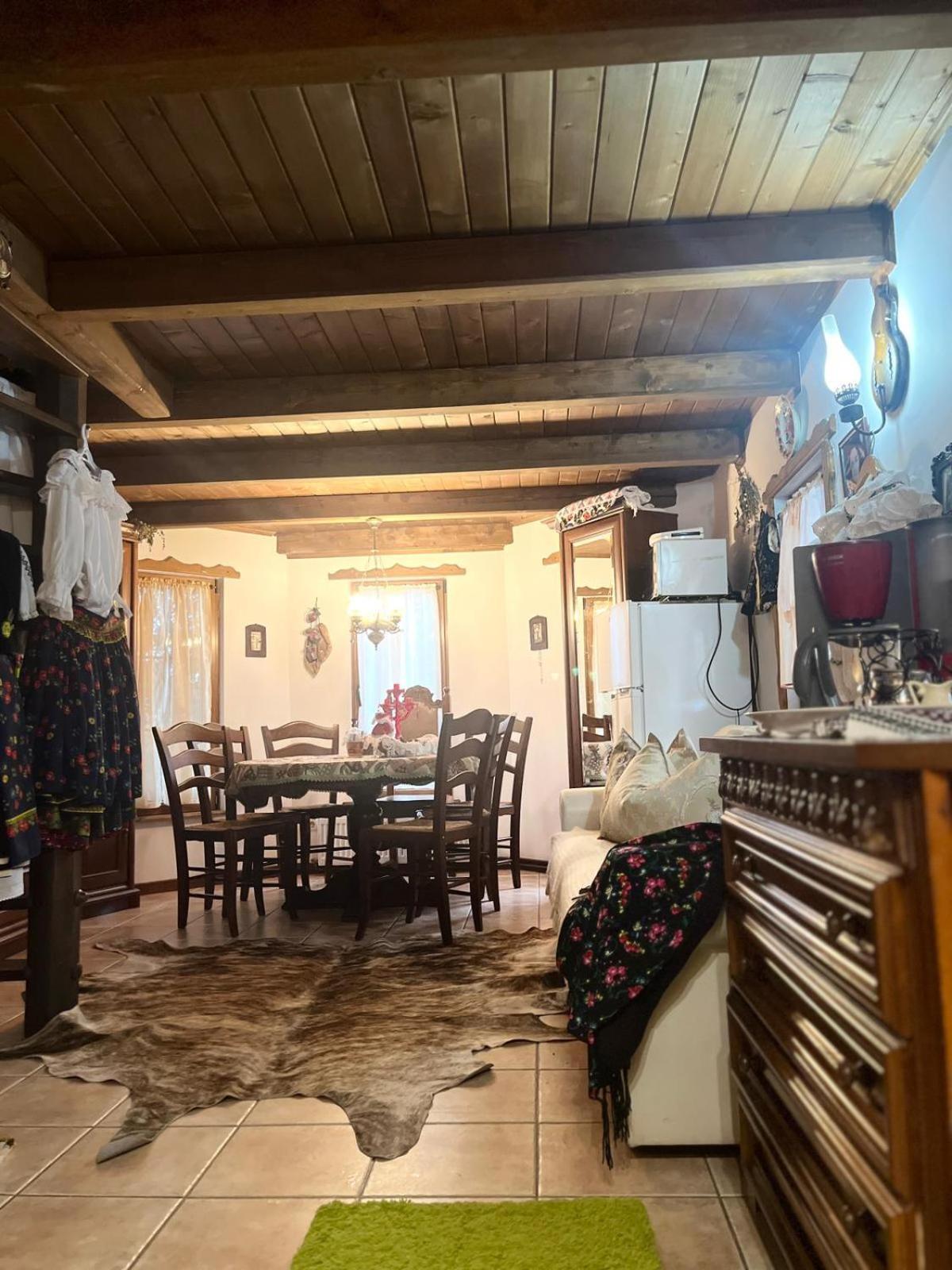 Cabana Rustic Borşa Habitación foto